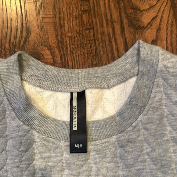 Mondetta Women Sweatshirt - Picture 7 of 7